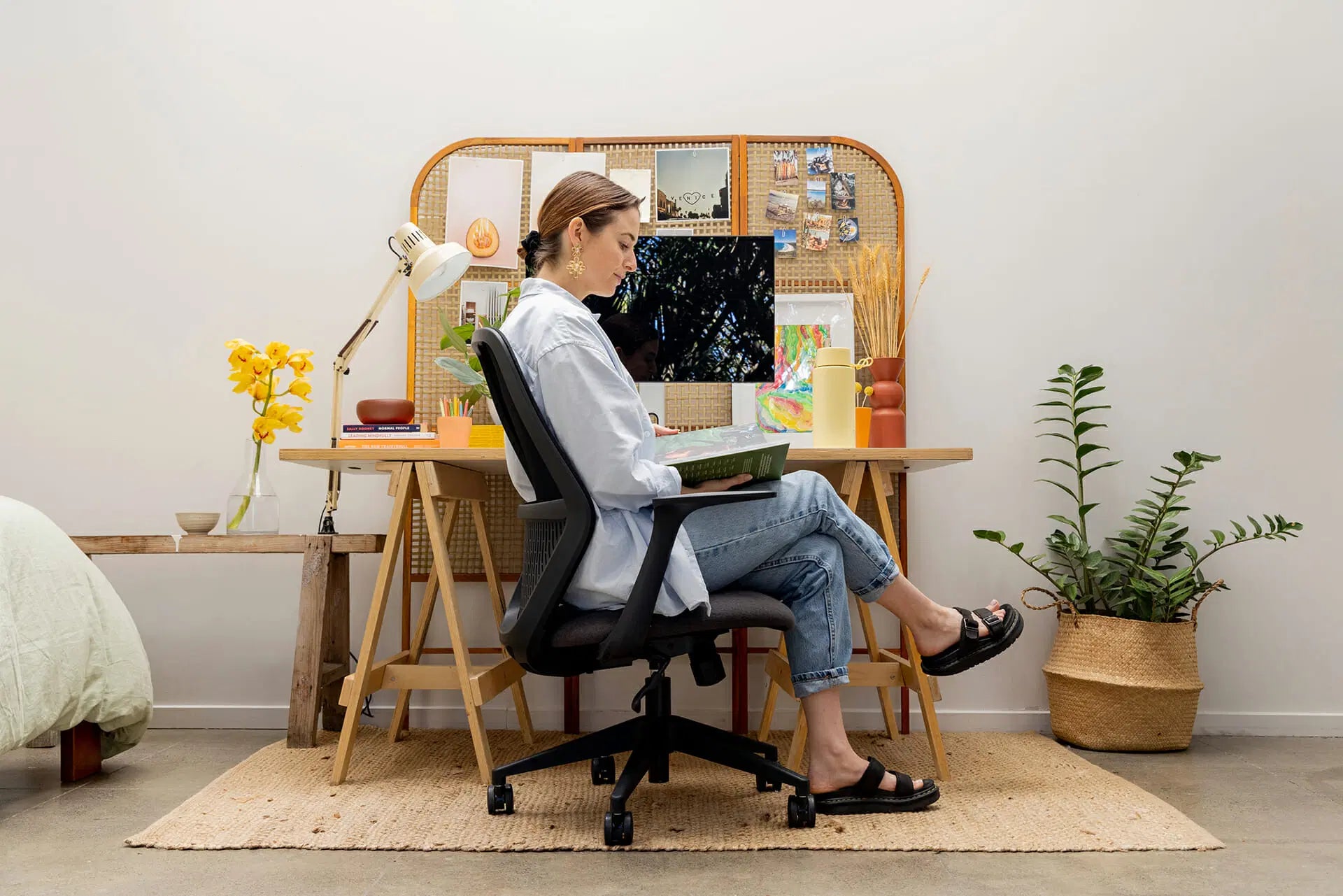 Mondo Soho Ergonomic Chair